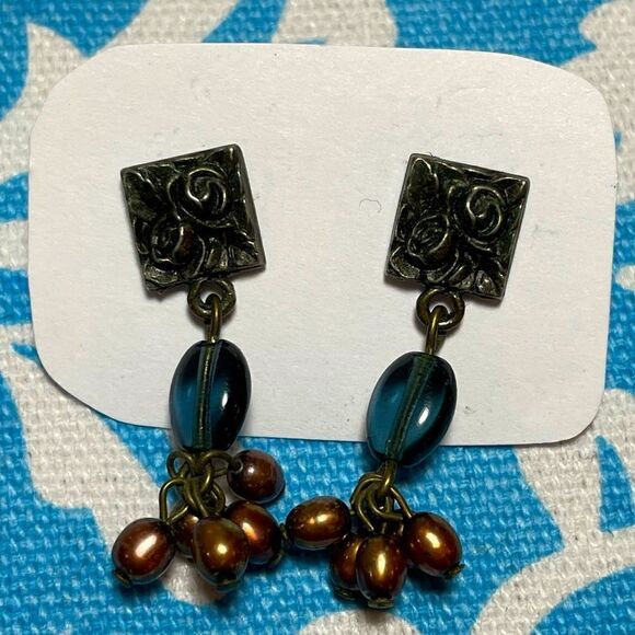 Silver blue glass and copper Pearl dangle drop earrings with roses - Picture 1 of 4